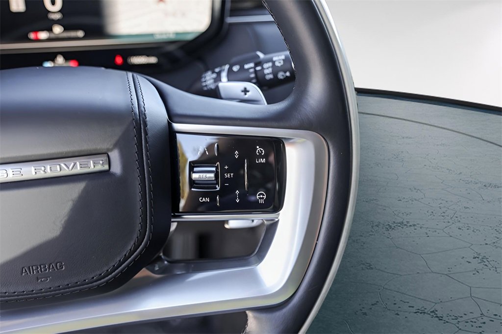 Used 2023 Land Rover Range Rover SV image 15