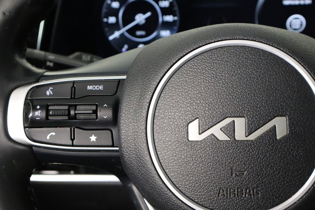 Used 2024 Kia Sportage SX image 34