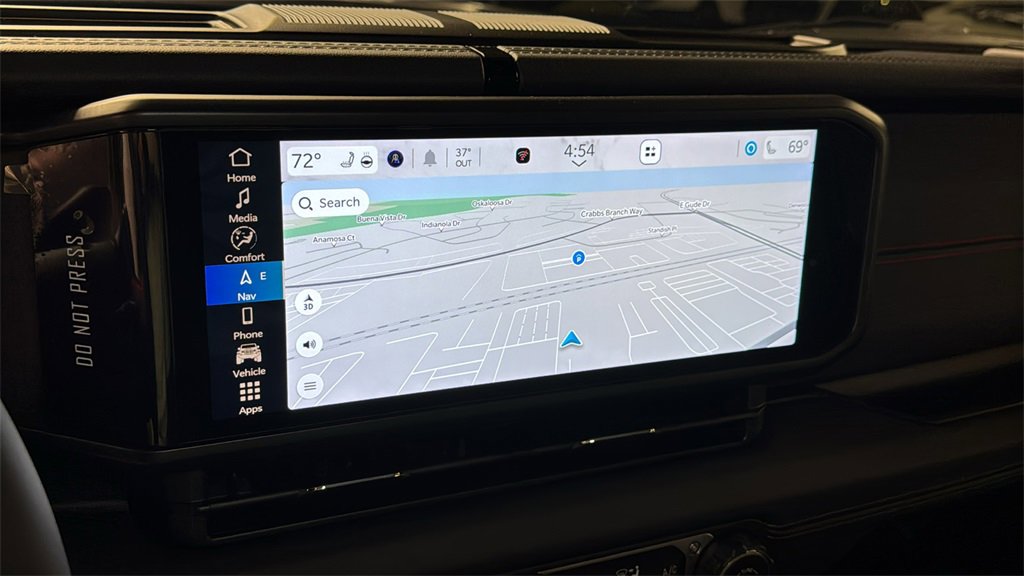 Used 2024 Jeep Wrangler Unlimited Rubicon w/ Technology Group image 28