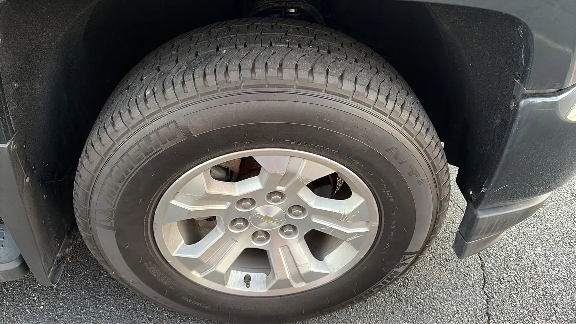 Used 2019 Chevrolet Silverado 1500 LT w/ All Star Edition image 22