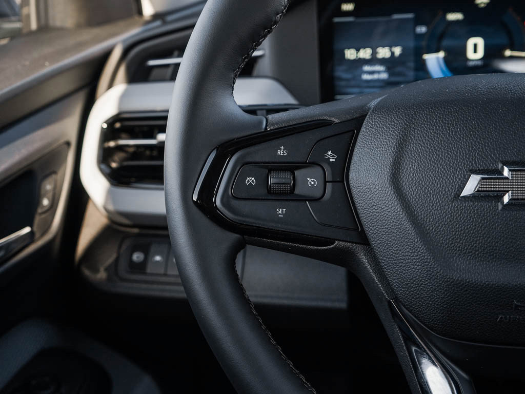 New 2027 Chevrolet Bolt LT w/ Comfort Package image 19