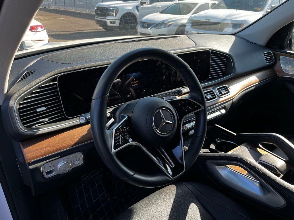 Used 2024 Mercedes-Benz GLE 350 4MATIC image 9