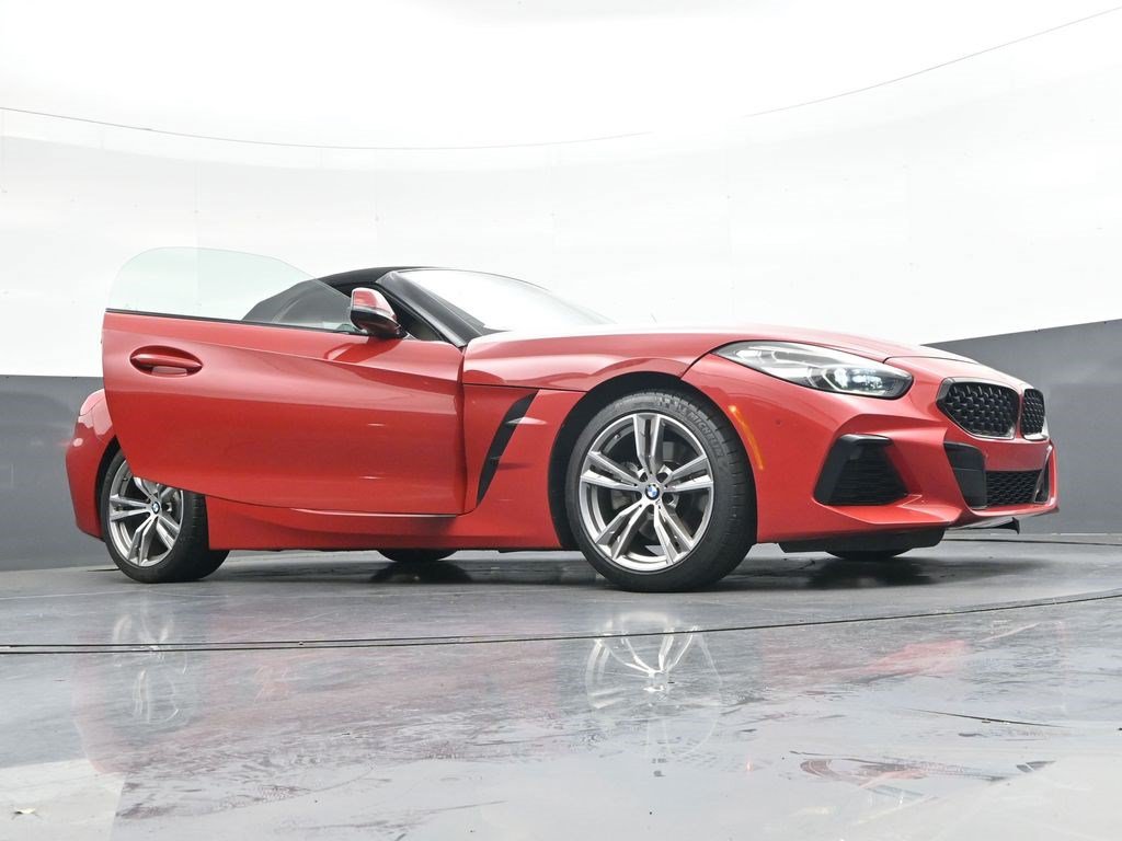 Used 2019 BMW Z4 sDrive30i w/ M Sport Package RWD image 38