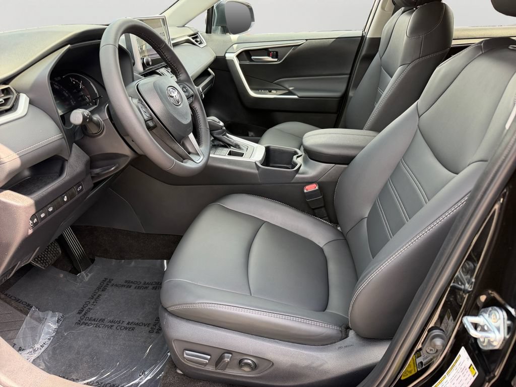 Certified 2025 Toyota RAV4 XLE Premium AWD/4WD image 16