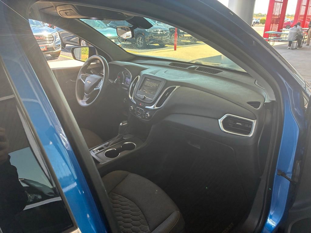 Used 2019 Chevrolet Equinox LT FWD image 14
