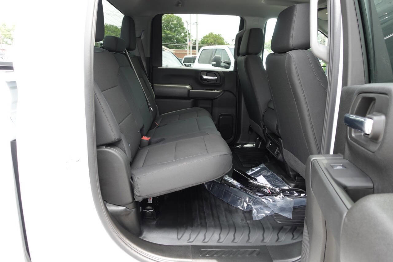 Used 2024 GMC Sierra 2500 Pro w/ Convenience Package image 28