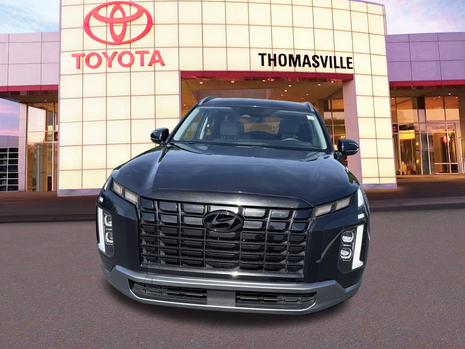 Used 2025 Hyundai Palisade SEL FWD image 2