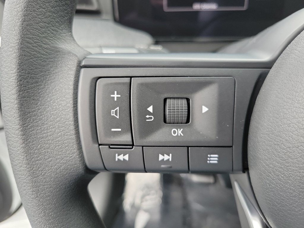 New 2026 Nissan Kicks SV w/ Cold Weather Package FWD image 11