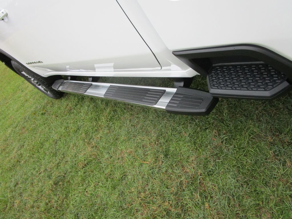 New 2026 GMC Sierra 2500 SLE w/ SLE Value Package; image 18