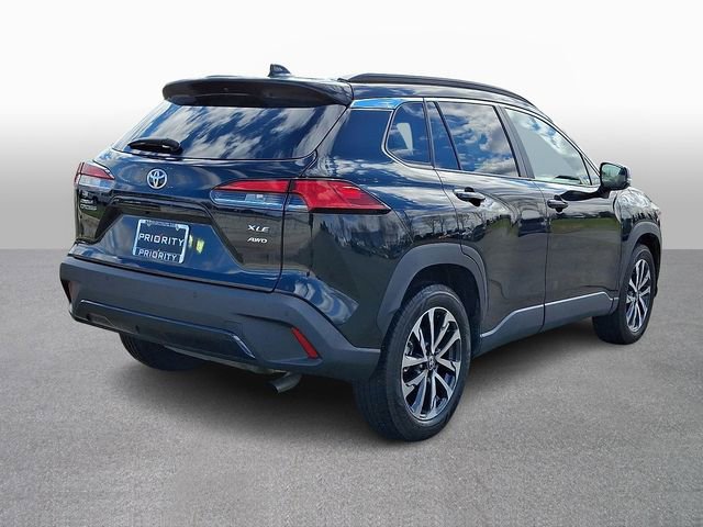 Used 2024 Toyota Corolla Cross XLE w/ Convenience Package image 4