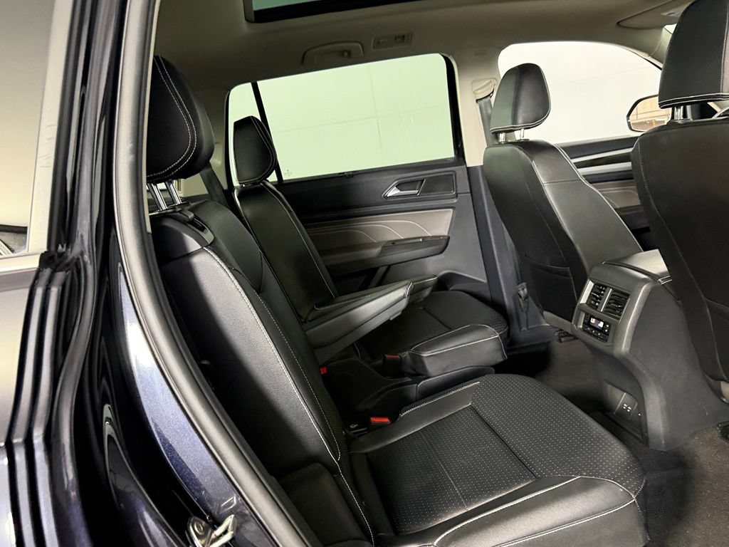 Used 2023 Volkswagen Atlas SE w/ Panoramic Sunroof Package AWD/4WD image 25