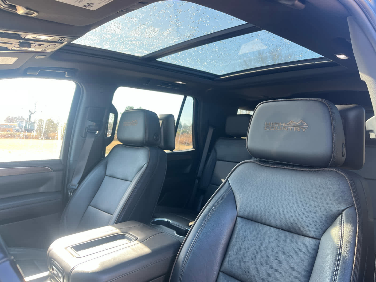 Used 2023 Chevrolet Tahoe High Country w/ Premium Package 2 image 17