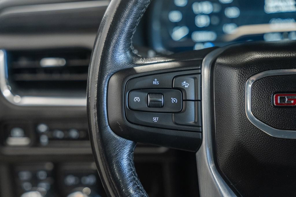 Used 2023 GMC Yukon SLT image 35