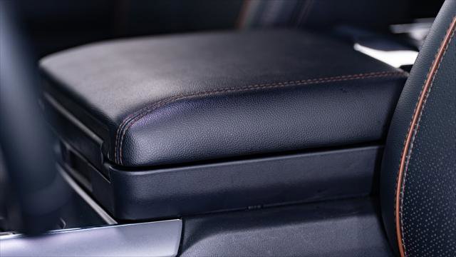 Used 2024 Ford F150 Lariat w/ FX4 Off-Road Package image 34