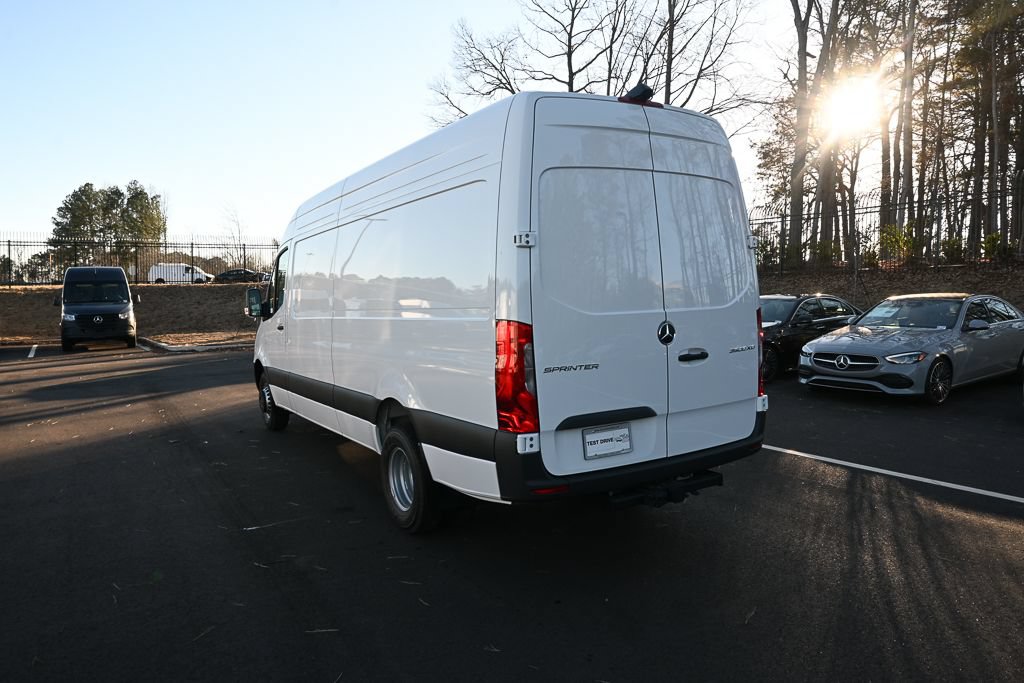 Used 2026 Mercedes-Benz Sprinter 3500 image 4