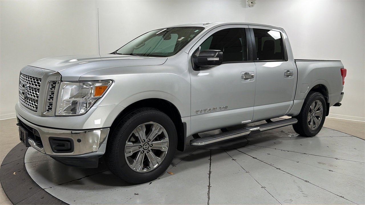 Used 2018 Nissan Titan SV w/ SV Convenience Package
