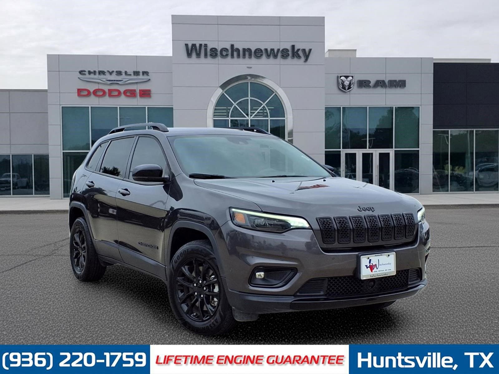 Used 2023 Jeep Cherokee Altitude Lux AWD/4WD image 1