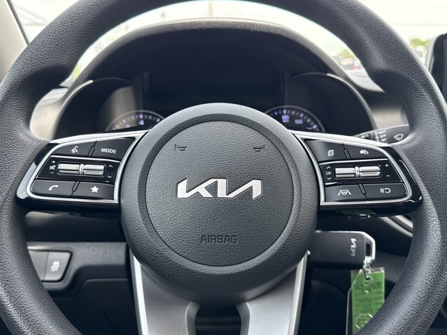 Used 2024 Kia Forte LXS w/ LXS Technology Package FWD image 14