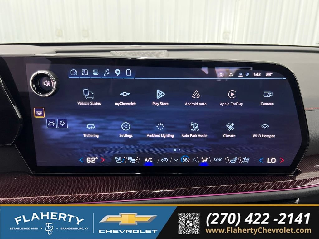 Used 2026 Chevrolet Traverse RS FWD image 30