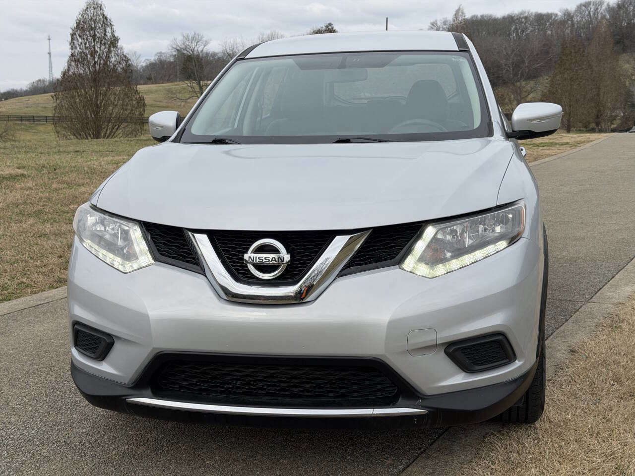 Used 2015 Nissan Rogue S image 16