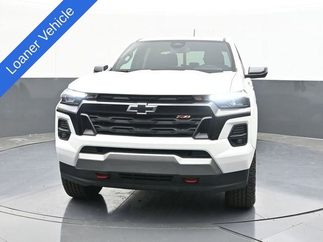 New 2025 Chevrolet Colorado Z71 image 2