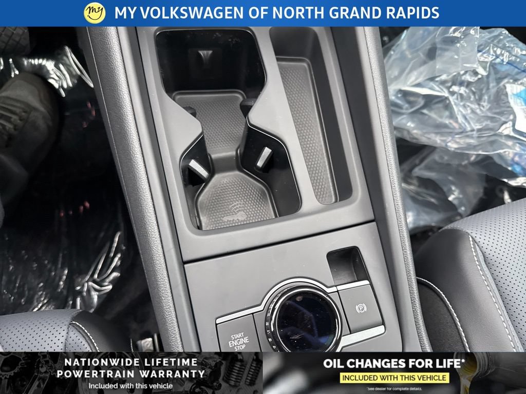 New 2026 Volkswagen Tiguan SE AWD/4WD image 14