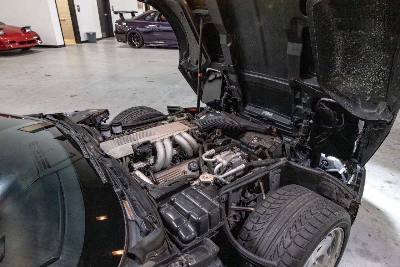 Used 1990 Chevrolet Corvette Coupe RWD image 18