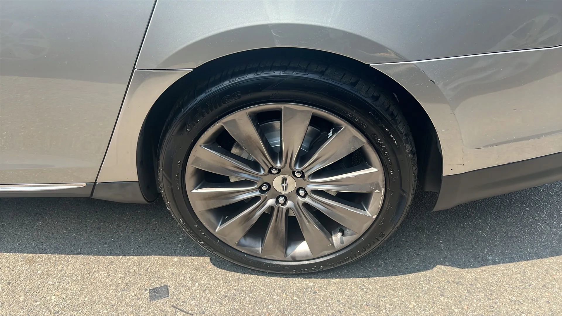 Used 2015 Lincoln MKS AWD w/ Equipment Group 201A image 10