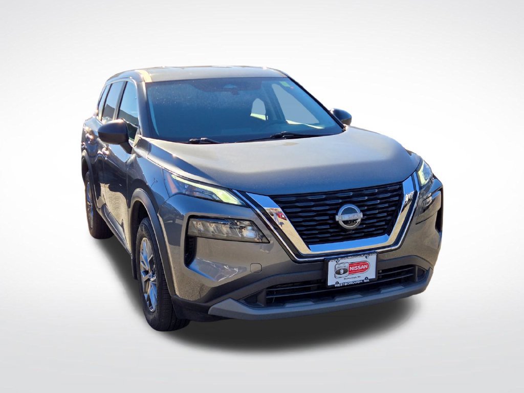 Used 2023 Nissan Rogue S AWD/4WD image 2