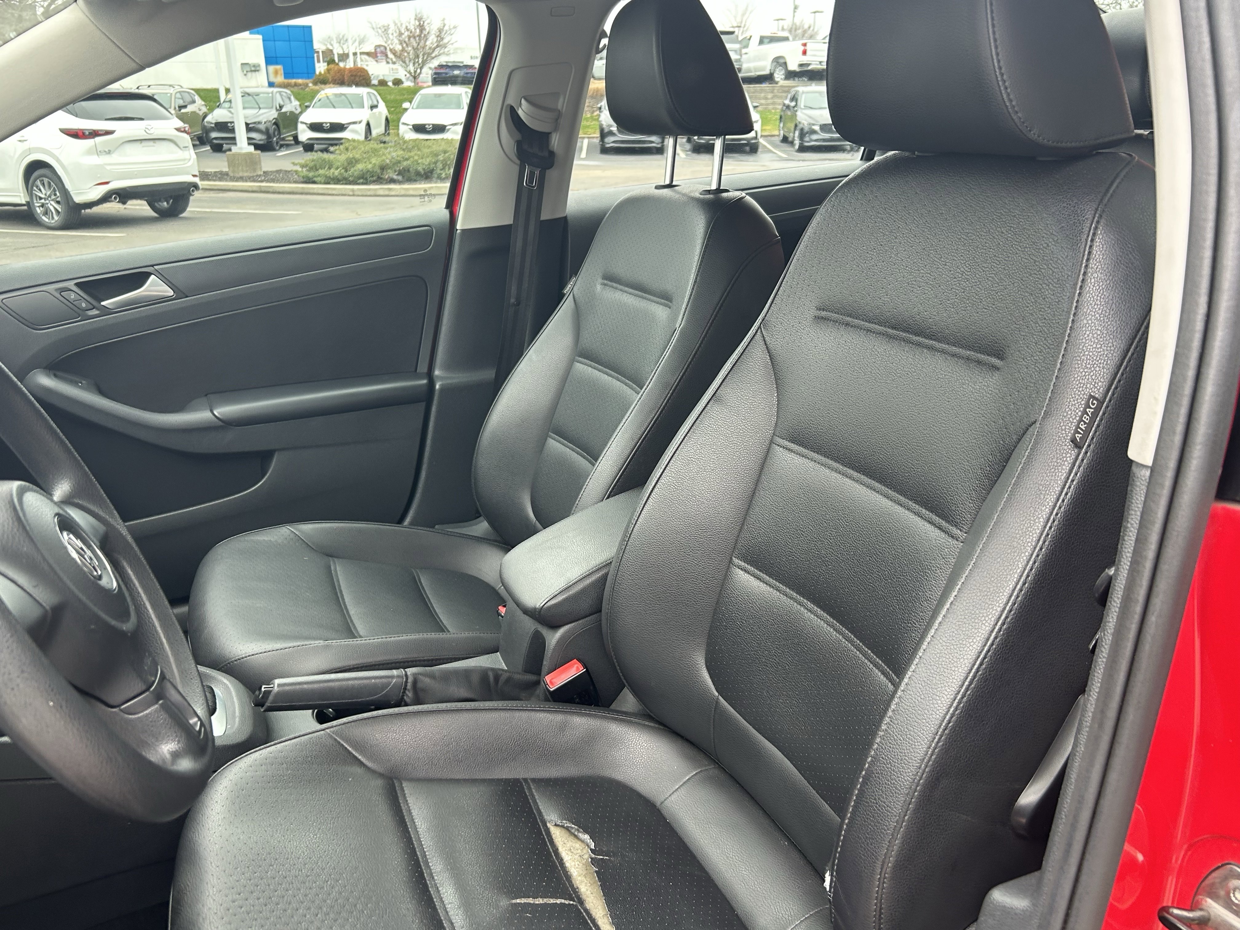 Used 2014 Volkswagen Jetta SE image 16