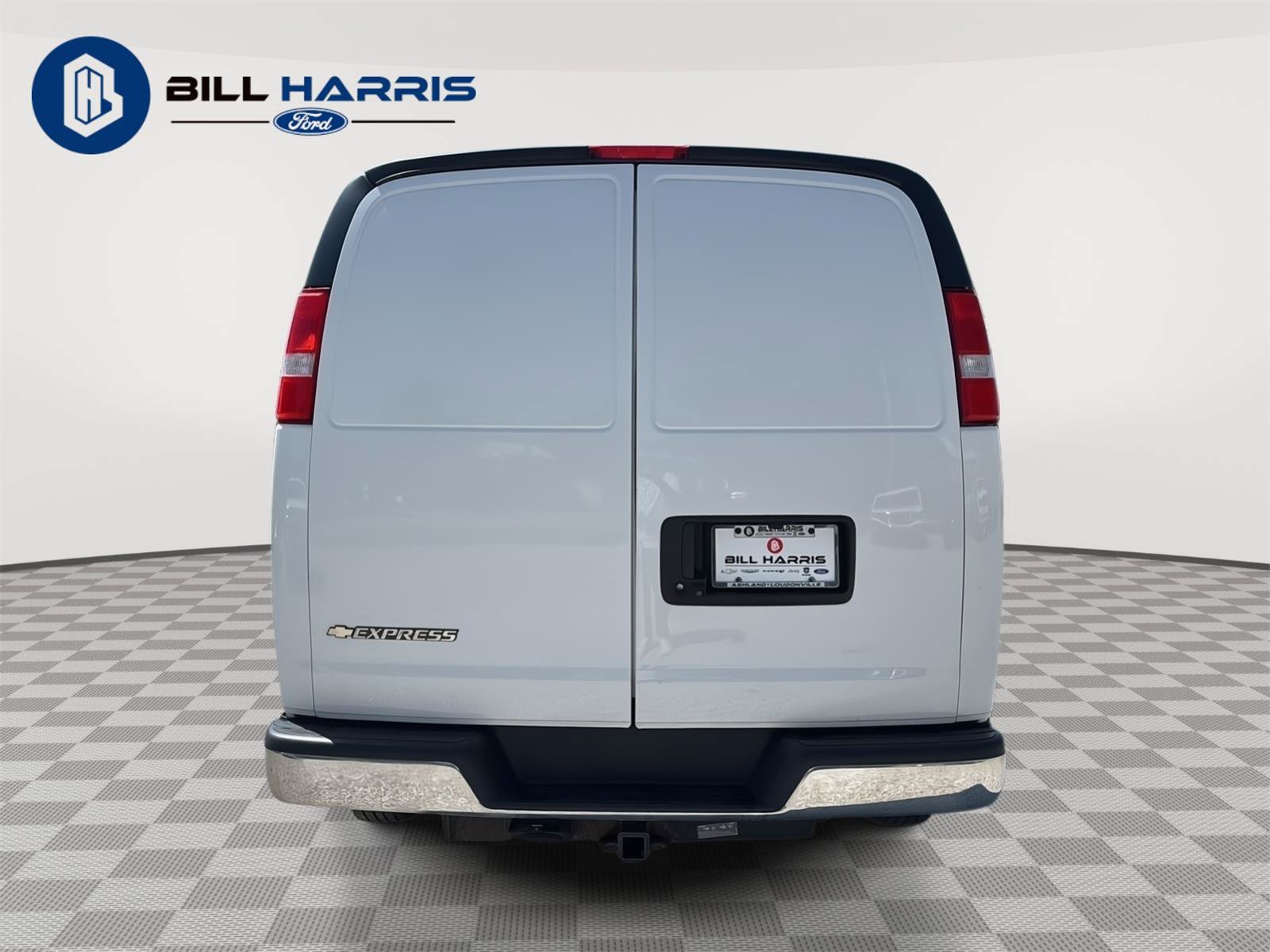 Used 2021 Chevrolet Express 2500 w/ Driver Convenience Package RWD image 6