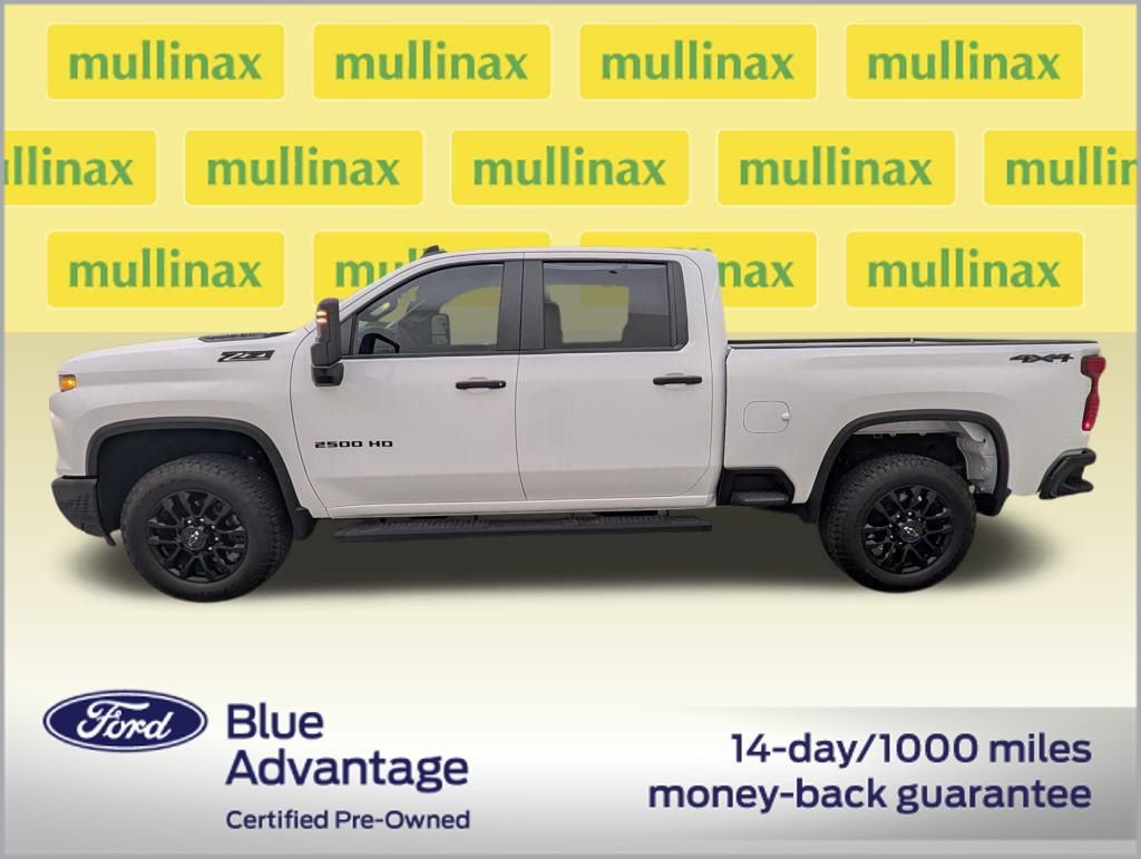 Used 2025 Chevrolet Silverado 2500 Custom w/ Custom Blackout Package image 11