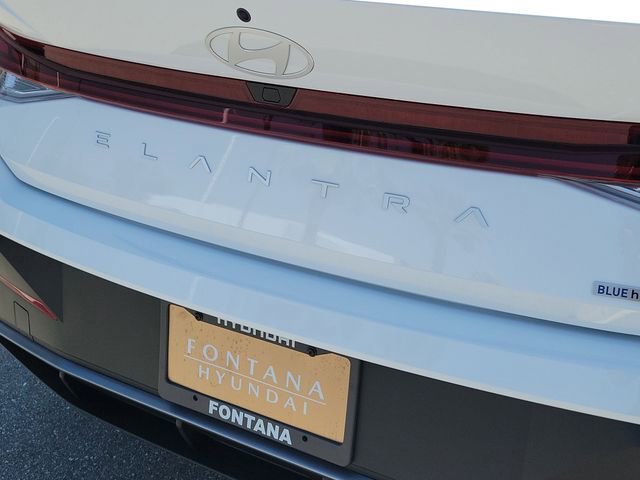 New 2026 Hyundai Elantra Hybrid FWD image 26