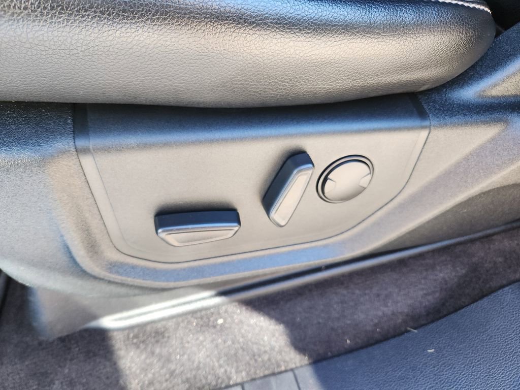 Used 2020 Ford F150 Lariat image 20