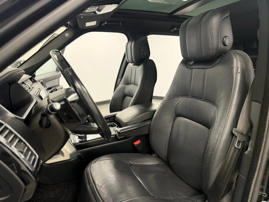 Used 2019 Land Rover Range Rover AWD/4WD image 48