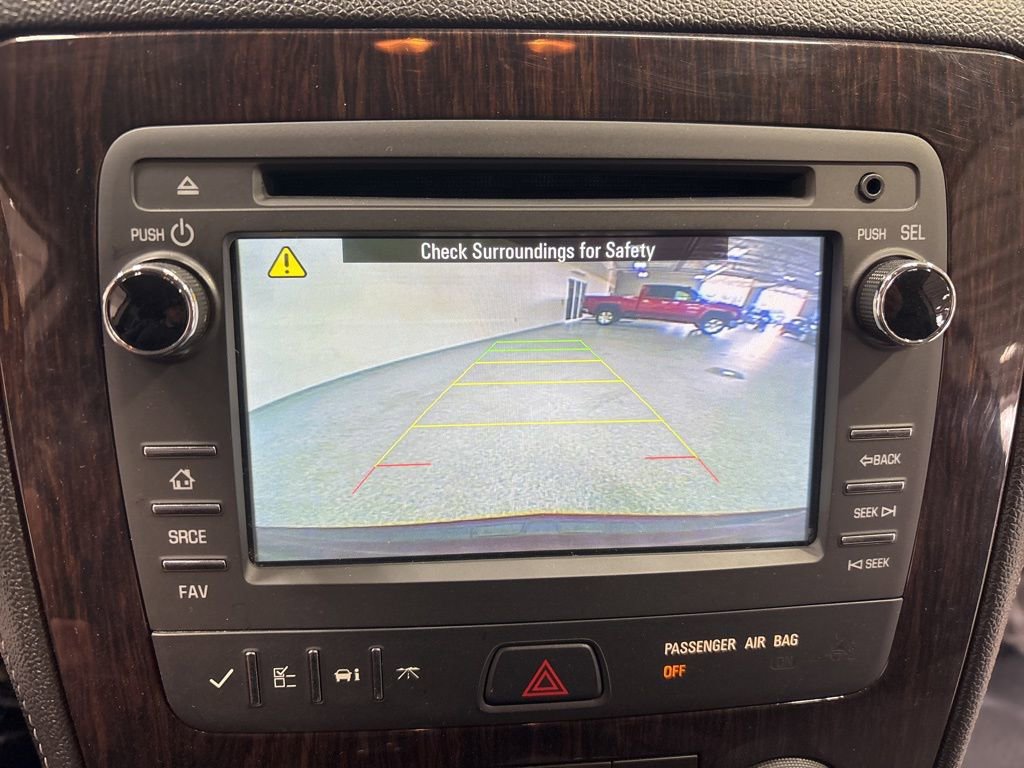 Used 2016 Chevrolet Traverse LT w/ Style and Technology Package image 21