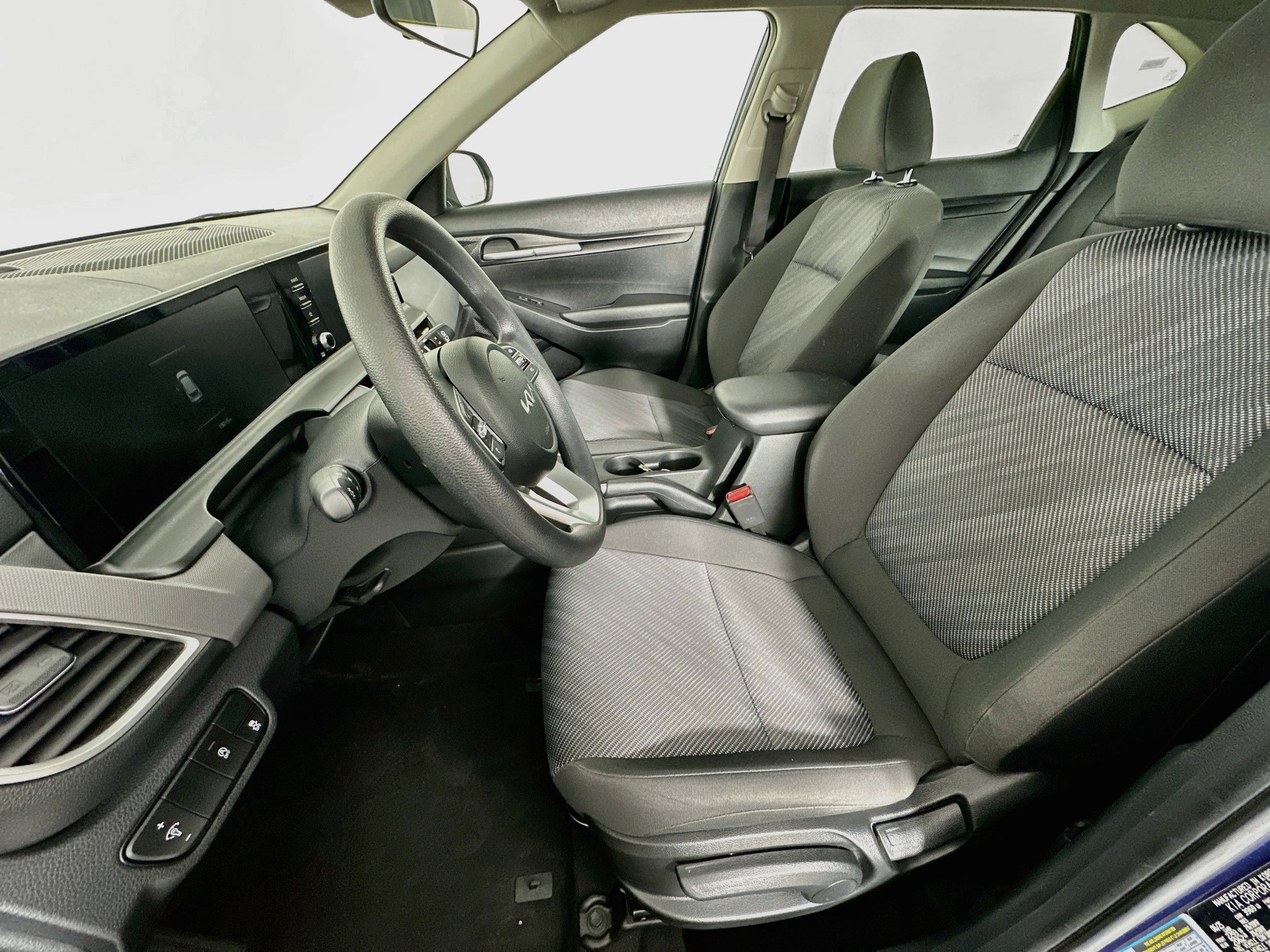 Used 2026 Kia Seltos LX FWD image 13