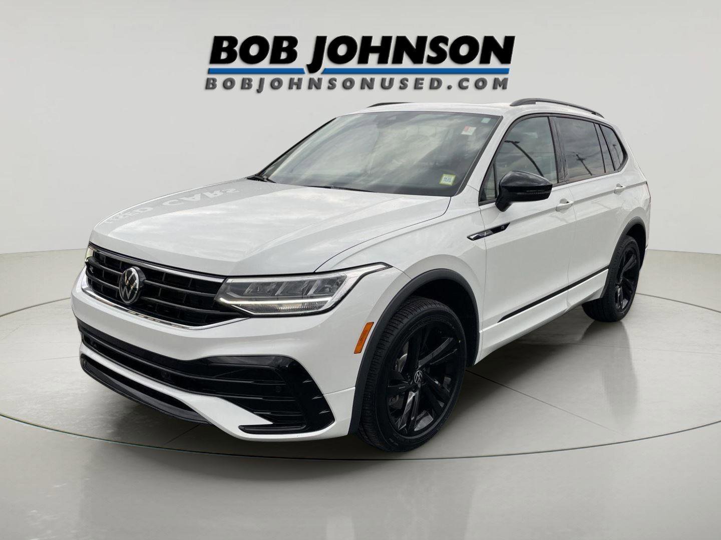 Used 2023 Volkswagen Tiguan SE R-Line AWD/4WD image 7