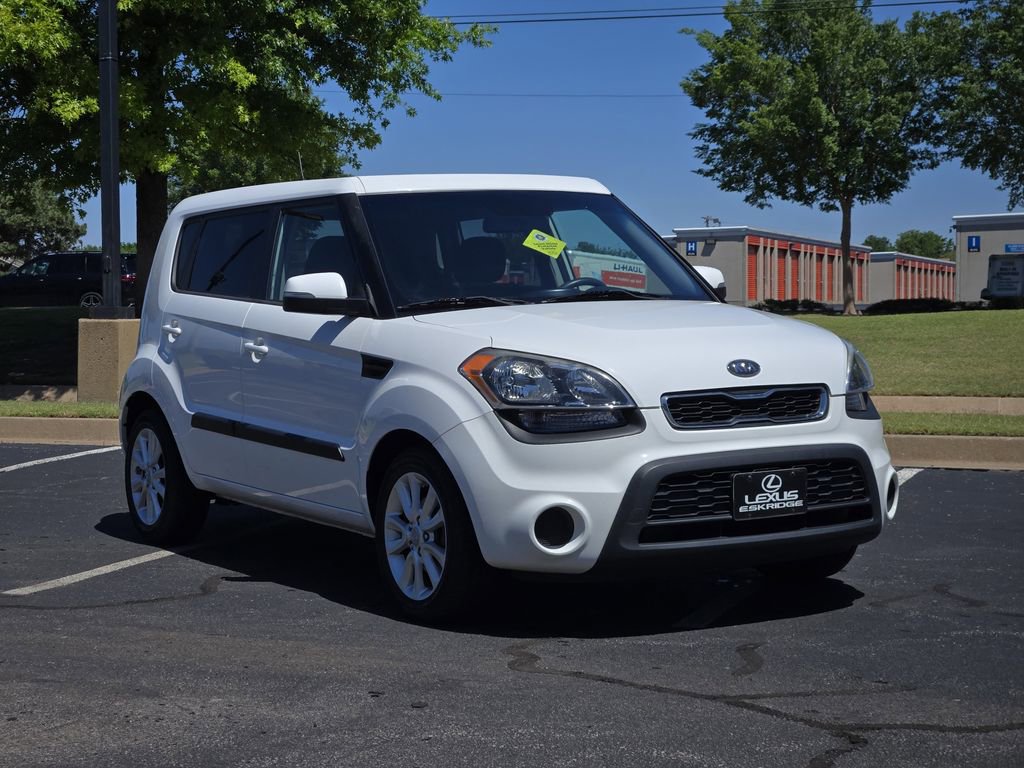 Used 2012 Kia Soul + w/ Audio Pkg FWD image 3