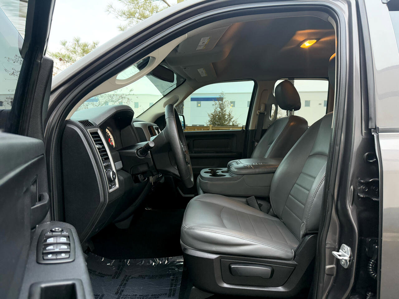 Used 2015 RAM 1500 Express image 14