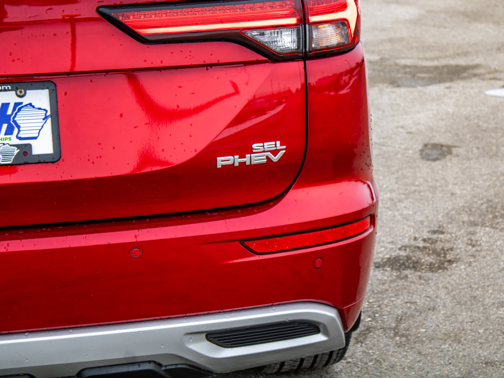 Used 2024 Mitsubishi Outlander SEL image 12