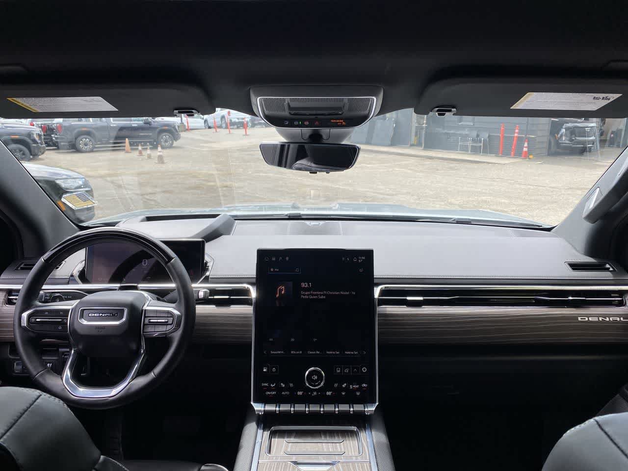 Used 2025 GMC Sierra EV Denali AWD/4WD image 12