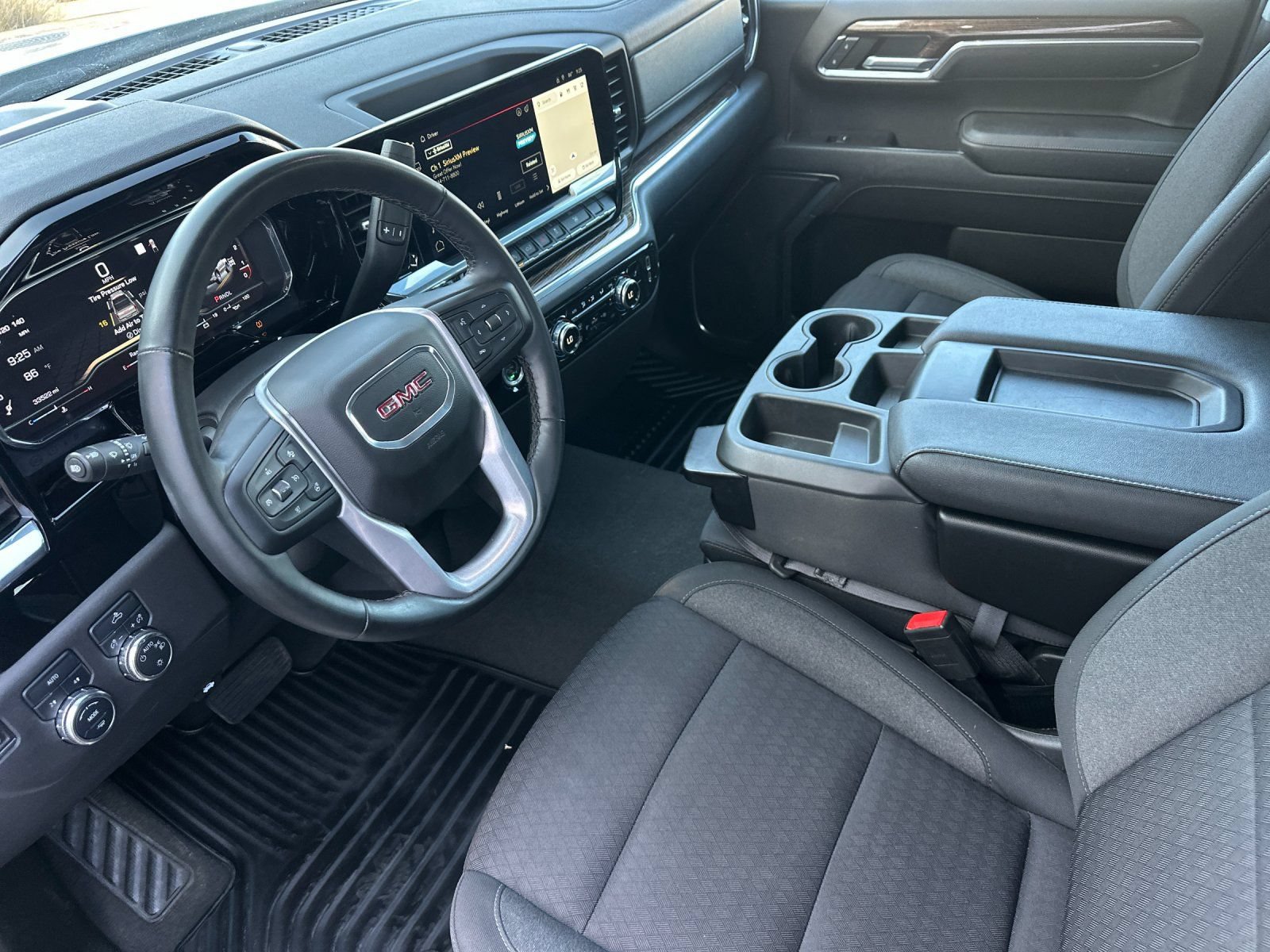 Used 2023 GMC Sierra 1500 SLE AWD/4WD image 10