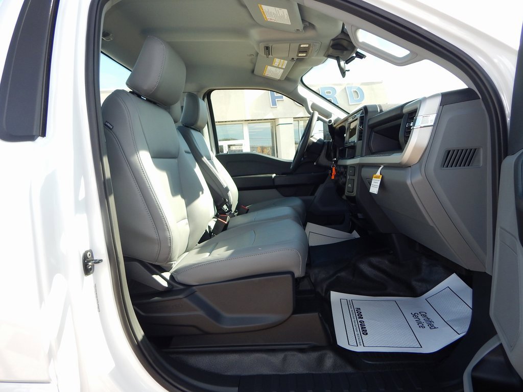 New 2026 Ford F350 4x4 Regular Cab Super Duty image 12