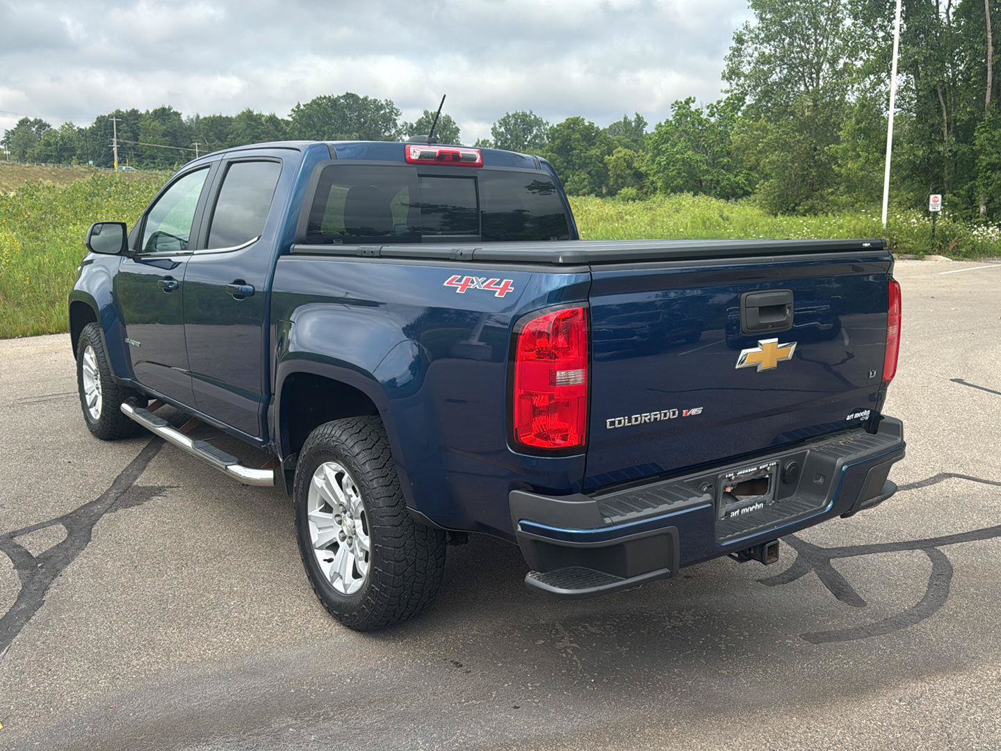 Used 2019 Chevrolet Colorado LT w/ LT Convenience Package AWD/4WD image 3