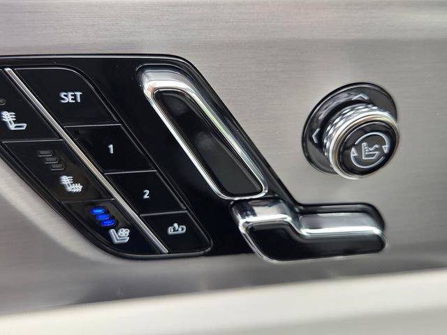 New 2026 Cadillac Vistiq Sport AWD/4WD image 16