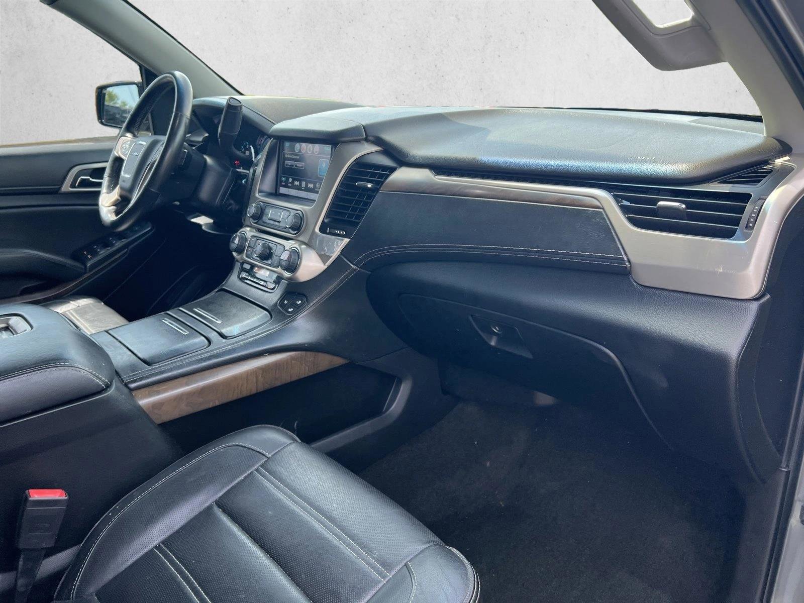 Used 2018 GMC Yukon XL Denali AWD/4WD image 23