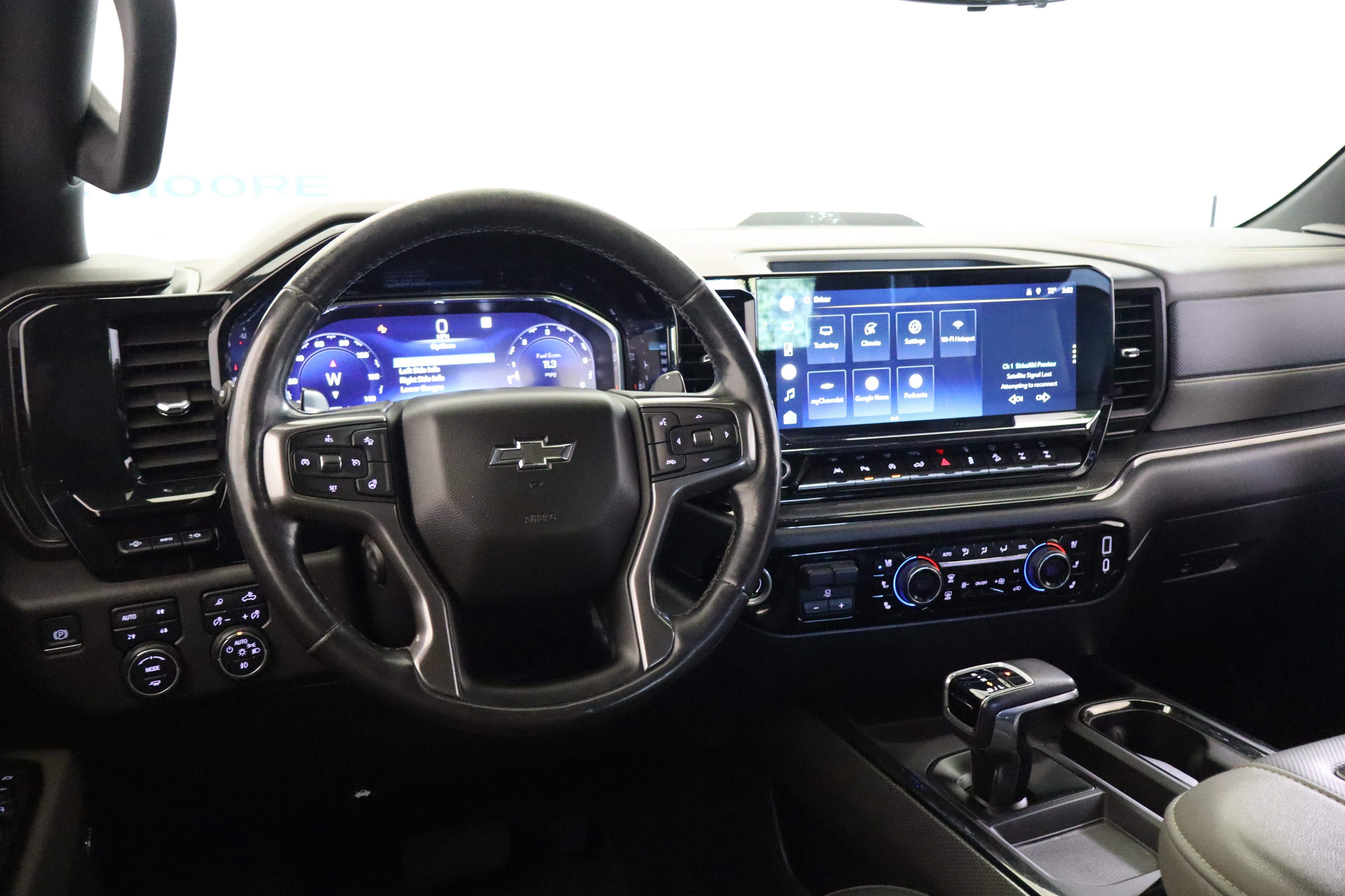 Used 2022 Chevrolet Silverado 1500 ZR2 w/ Technology Package image 16