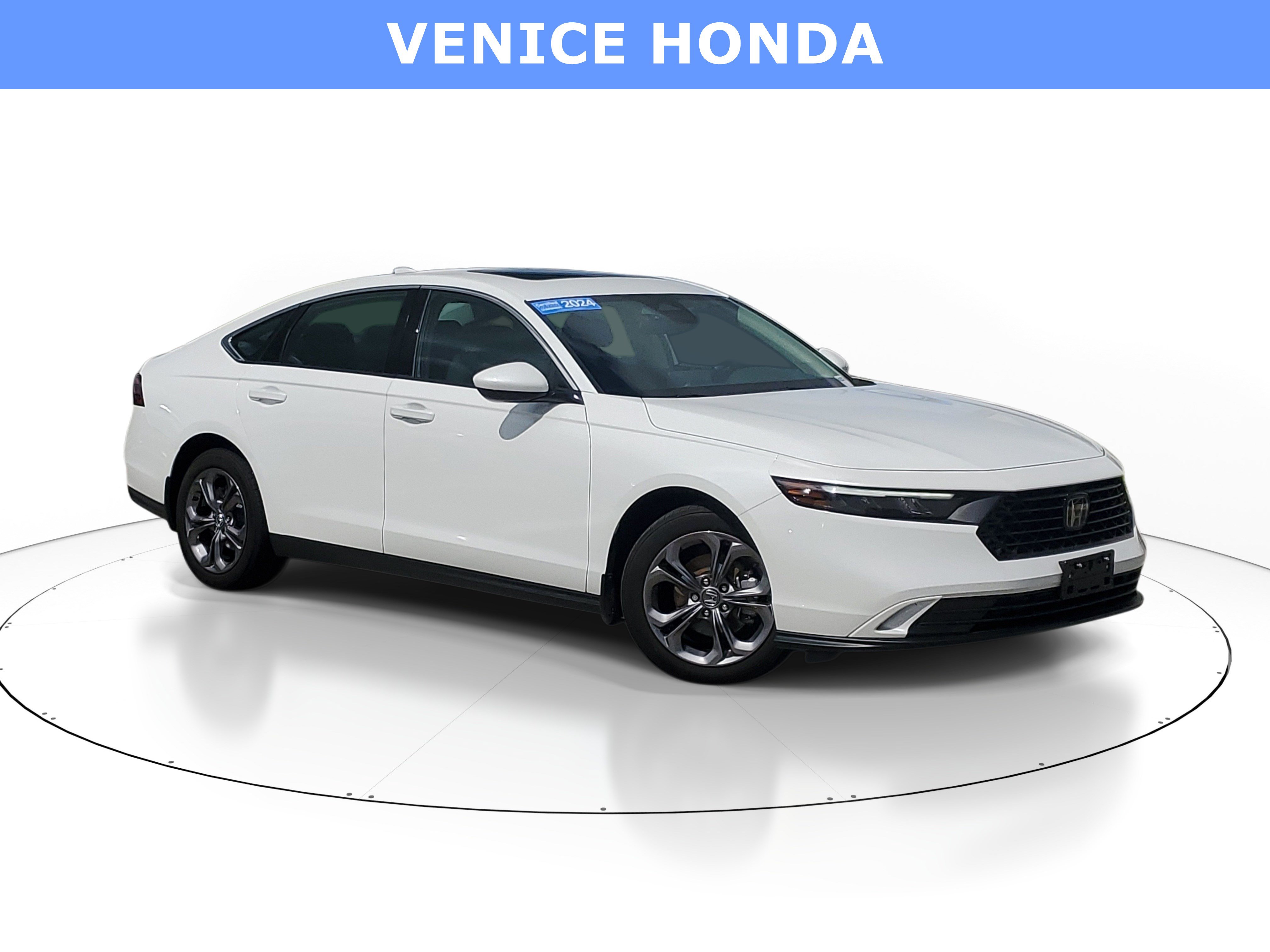 Used 2024 Honda Accord EX image 1