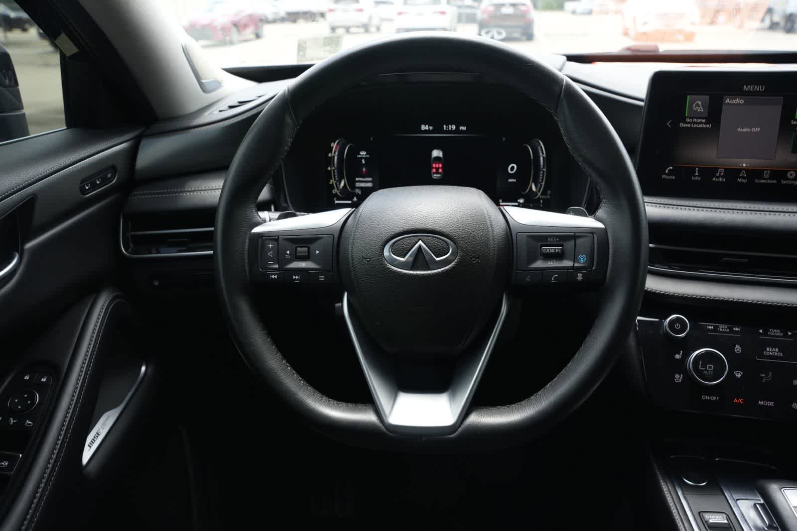 Certified 2023 INFINITI QX60 Luxe w/ Performance Audio Package image 9